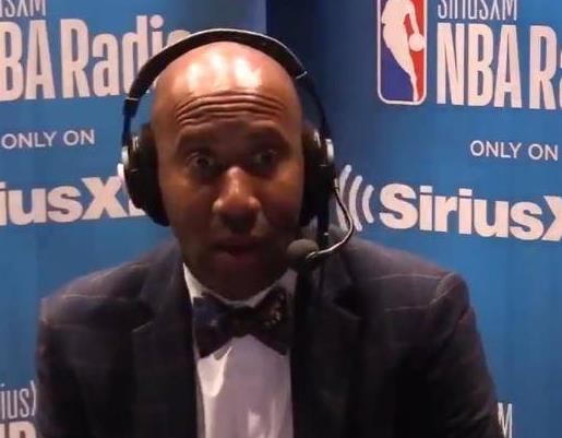 2.53米，麦克托米奈创下倒钩射门脚尖高度新的世界纪录（麦克托米奈倒钩脚尖达2.53米，刷新世界纪录）