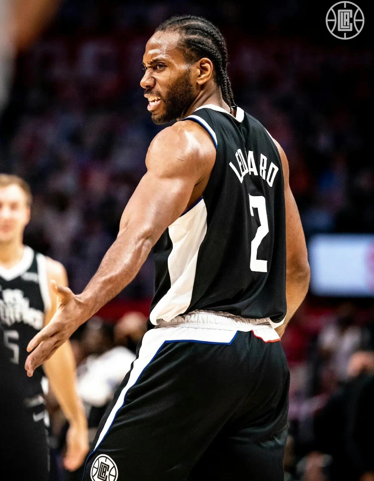 国米2-1凯拉特全队评分：邓弗里斯、弗拉泰西5分最低（国米2-1凯拉特赛后评分：邓弗里斯与弗拉泰西仅5分并列最低）