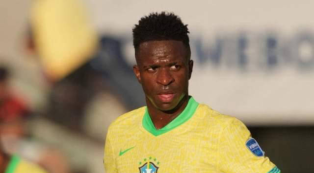 NBA战报：格莱姆斯22分，76人116-101轻取雄鹿（NBA赛况：格莱姆斯砍下22分，76人116-101力克雄鹿）