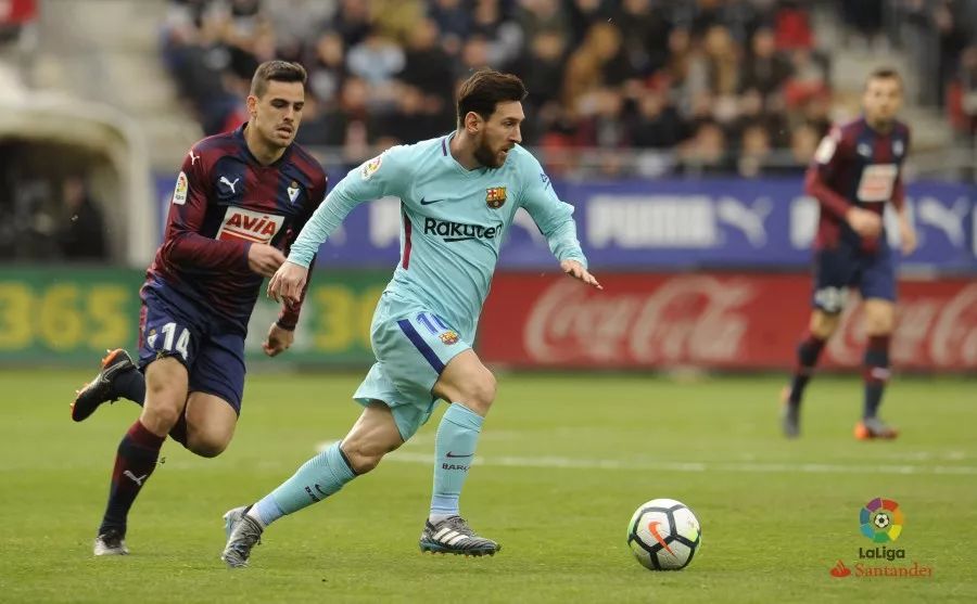 13岁零343天，阿森纳小将成为青年欧冠历史上最年轻出场球员（年仅13岁343天，阿森纳小将创青年欧冠最年轻登场纪录）