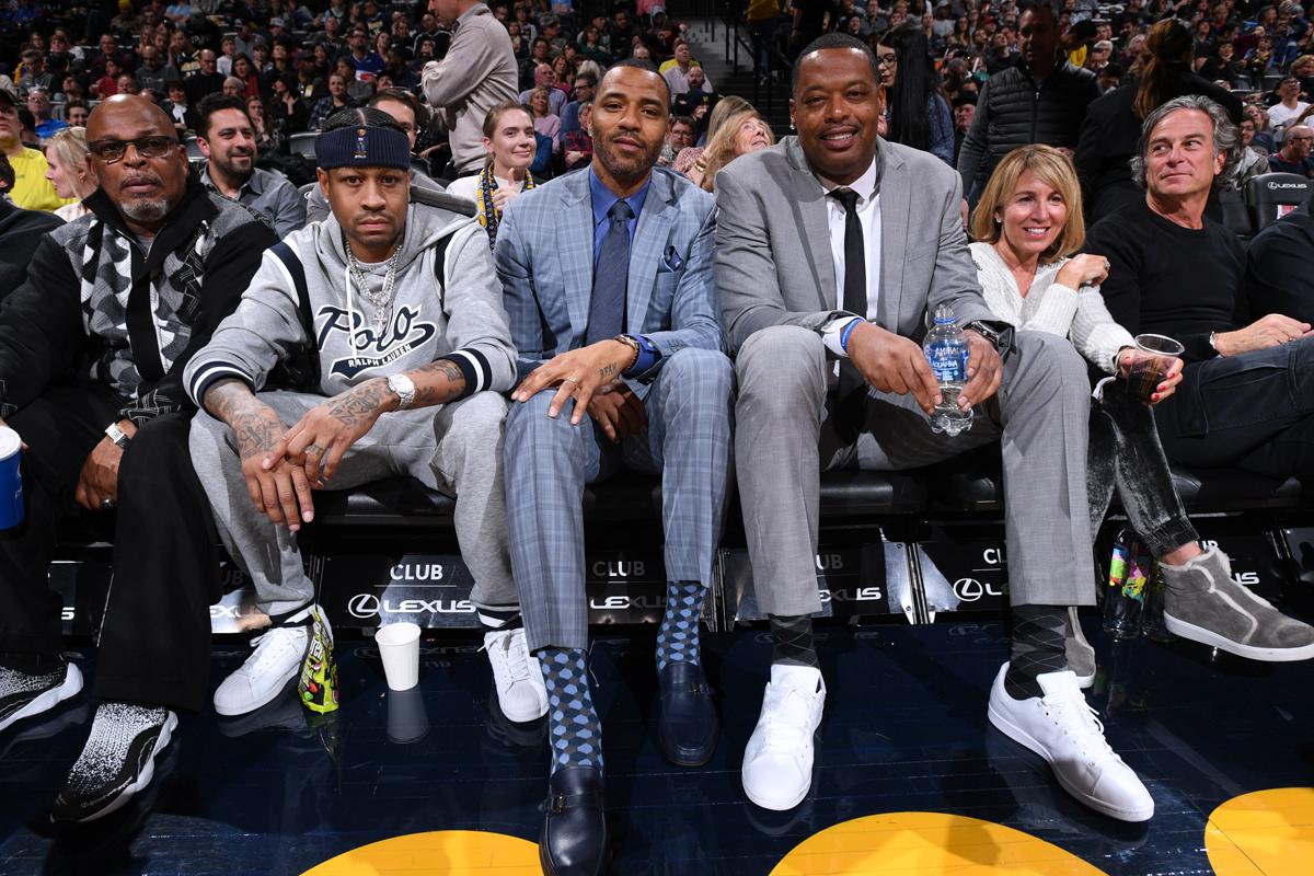 申花vs广岛三箭全场数据：射门13-14，控球率36-64（申花战广岛三箭全场统计：射门13比14，控球36%对64%）