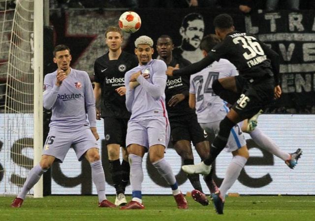 一齐登场！齐达内中国风亮相FC嘉年华，传奇卡重磅揭晓！（齐达内中国风亮相FC嘉年华，传奇卡重磅发布！）