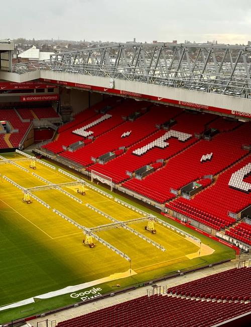 赛后情书：英超大结局阿森纳夺冠利好曼联，皇马逼平升班马（赛后速递：英超收官阿森纳称王利好曼联，皇马遭升班马逼平）