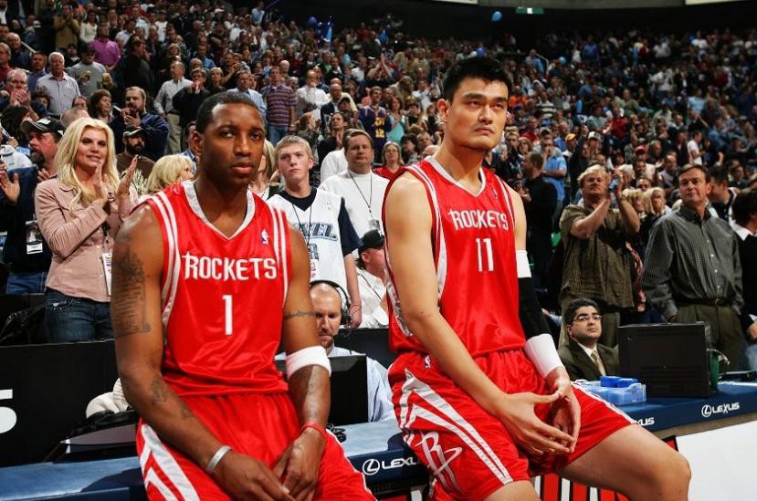 布冯：米兰现在所有运作都围绕出成绩展开，这必须归功于阿囧（布冯：米兰已全面围绕成绩运作，这一切应归功于阿囧）