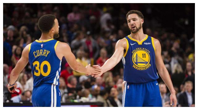 场均2.3断！杰伦威：卡森·华莱士在预判型抢断的把握上愈发成熟（场均2.3次抢断！杰伦威：卡森·华莱士的预判式抢断愈加成熟）