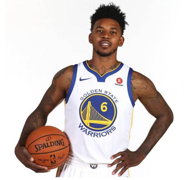 新发型，格列兹曼剪了一个超短寸头（格列兹曼焕新造型：清爽超短寸头亮相）