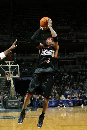 英超焦点战：纽卡斯尔联VS伯恩利 赛前全方位解析与比分前瞻（英超重磅对决：纽卡斯尔联vs伯恩利 赛前深度解读与比分预测）