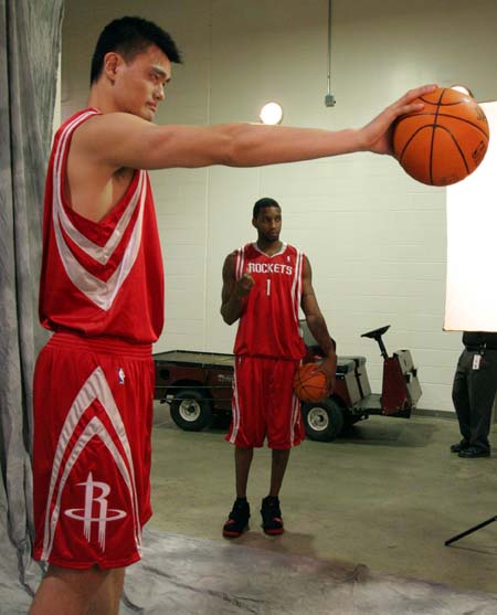 中英青训交流会嘉宾：绝杀韩国转型后卫；枪手铁闸曾获世界杯（中英青训交流会嘉宾：曾绝杀韩国后改踢后卫；阿森纳铁闸斩获世界杯）