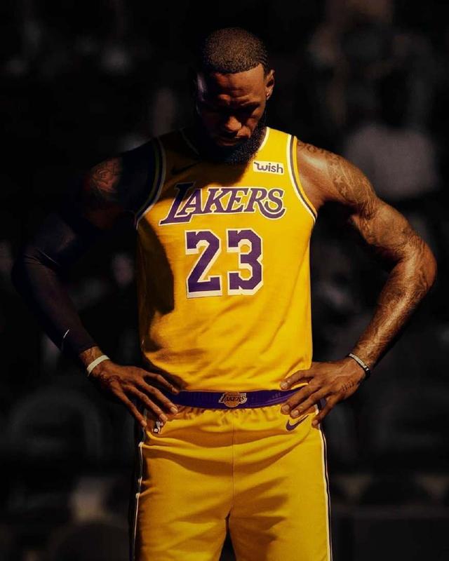 天空：利物浦对伊萨克报价超过1亿镑，纽卡对其估价为1.5亿镑（天空：利物浦出价超1亿镑求购伊萨克，纽卡要价1.5亿镑）