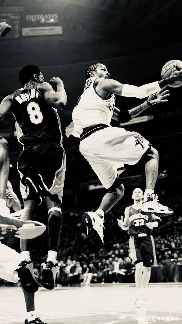 名记：曼联密切关注伯恩茅斯中场斯科特，以备将来可能转会（权威记者：曼联紧盯伯恩茅斯中场斯科特，为日后转会做准备）