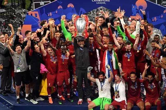 燃尽！景菡一高效12中9砍24+6+5，仍难扭转四川0胜（拼尽全力！景菡一12投9中砍下24分6板5助，四川仍未取得赛季首胜）